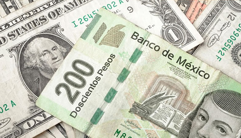 Dólar opera a la baja y peso mexicano se aprecia en 0,07%