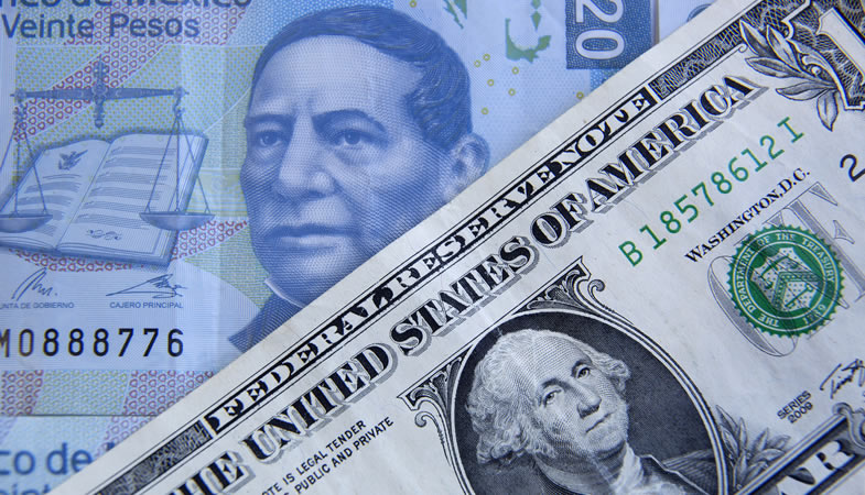 Peso bordea los 16.65 por dólar y alcanza su mejor nivel desde diciembre de 2015